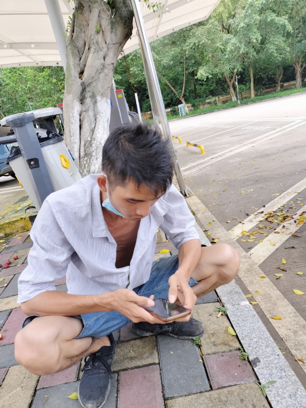 太累了的第一张照片--百色闪婚服务中心