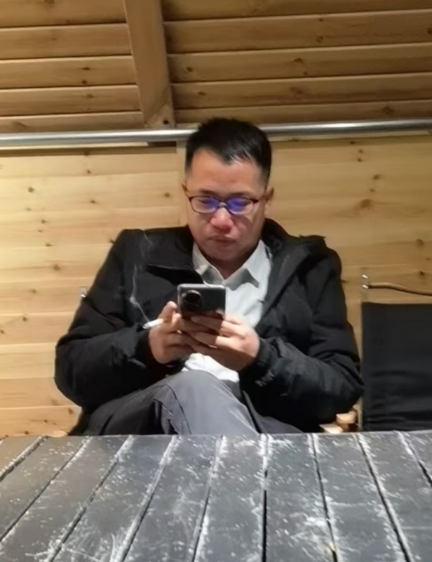 期待一个你的第二张照片--百色闪婚服务中心