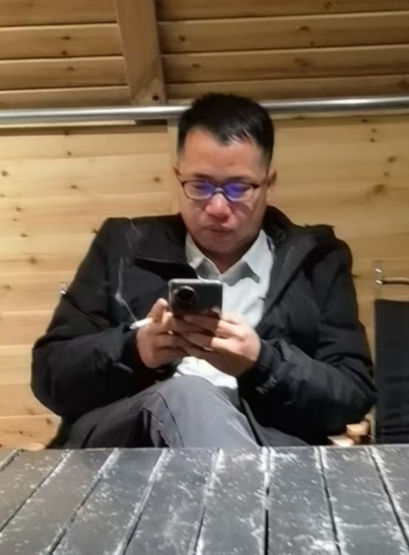 期待一个你的第五张照片--百色闪婚服务中心